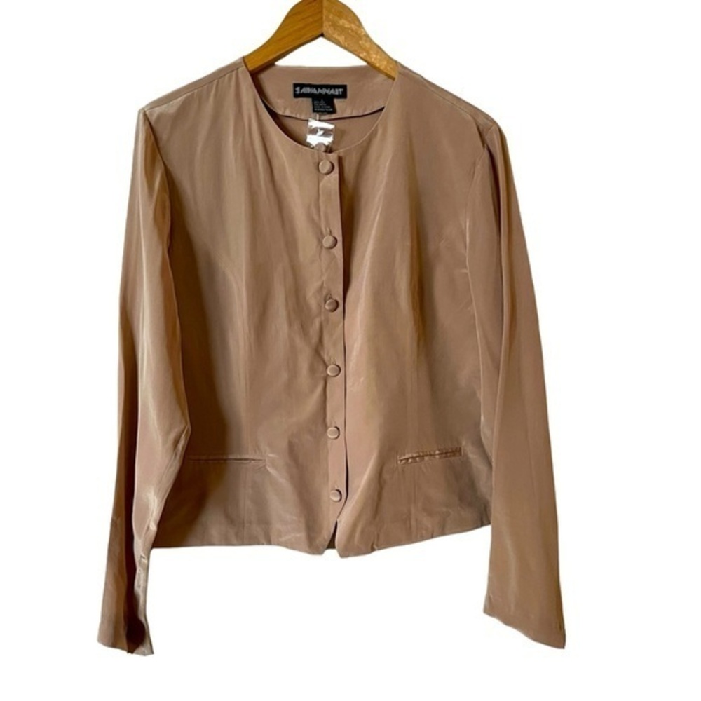 NWOT SAVANNAH Vintage 100% Silk Tailored Blazer Style Tan Blouse Covered Buttons